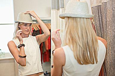 《猎天使魔女3》首日更新 改进防走光模式调整平衡